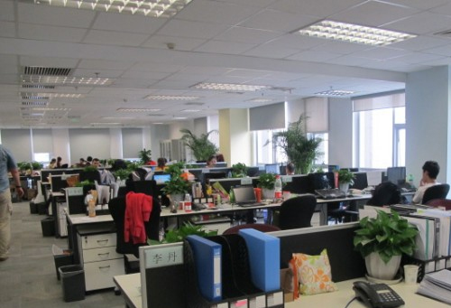 同老鄉(xiāng)：地方能人返鄉(xiāng)創(chuàng)業(yè) 木材加工“鏈”就致富新圖景:木材加工